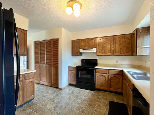 $395,000 | 333 Bellvue Avenue, Lander, WY 82520