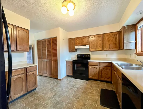 $395,000 | 333 Bellvue Avenue, Lander, WY 82520