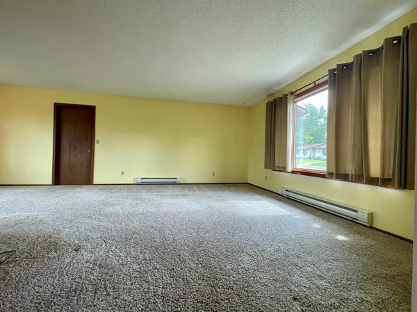 $395,000 | 333 Bellvue Avenue, Lander, WY 82520