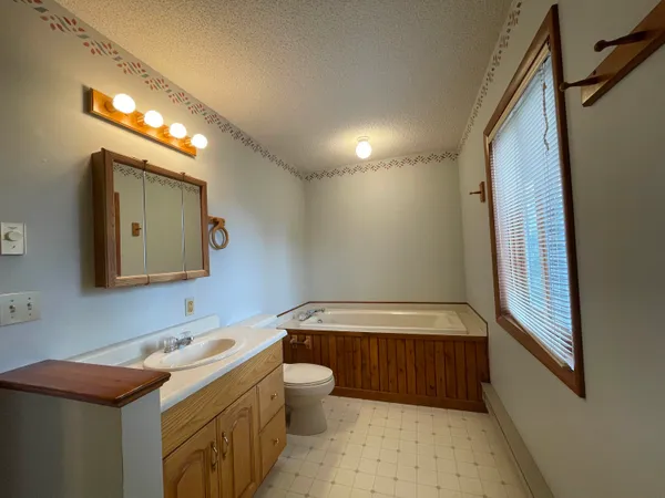 $395,000 | 333 Bellvue Avenue, Lander, WY 82520