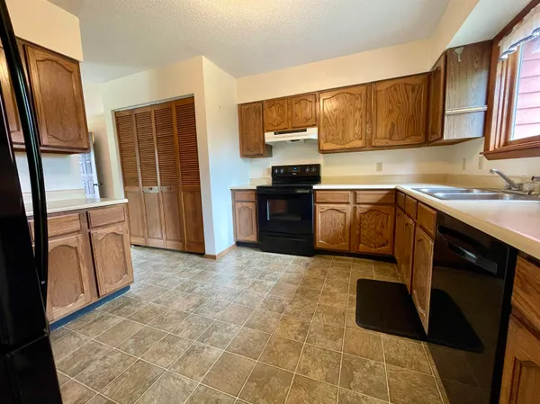 $395,000 | 333 Bellvue Avenue, Lander, WY 82520