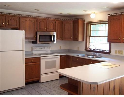 18 Loon Pond Road Sabattus, ME 04280 - Photo 5 of 16 Kitchen.