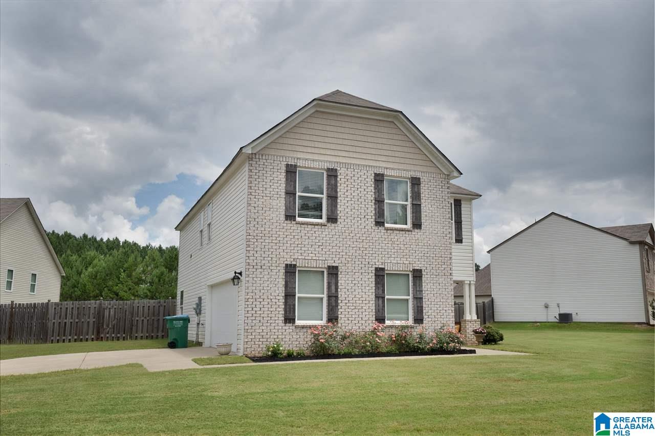 330 Reed Way Kimberly, AL 35091 - Photo 4 of 36