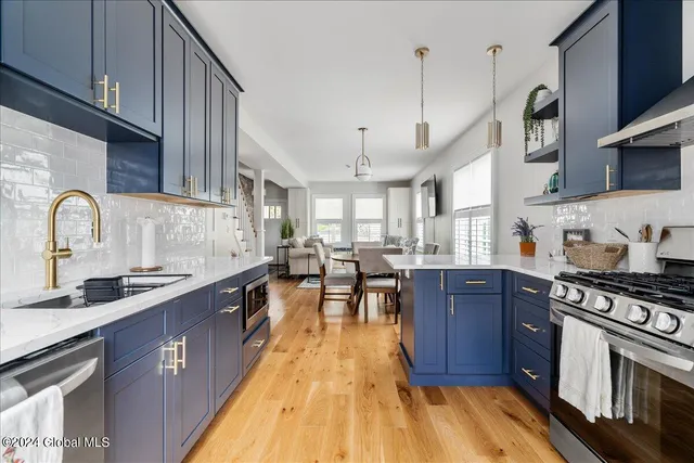 $20,000 | 4 North Circular Street, Saratoga Springs, NY 12866