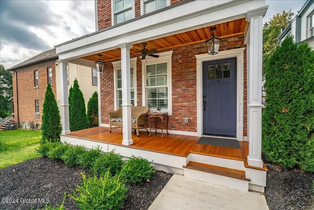 $20,000 | 4 North Circular Street, Saratoga Springs, NY 12866