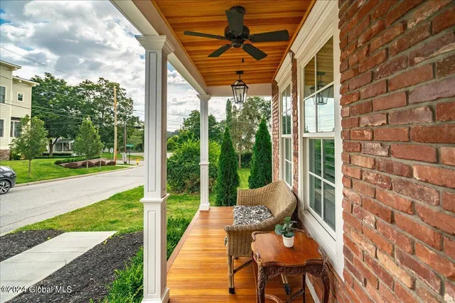 $20,000 | 4 North Circular Street, Saratoga Springs, NY 12866