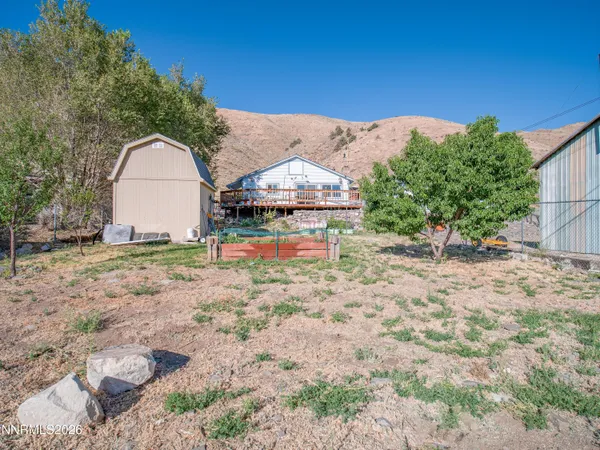 $375,000 | 136 Palmer Way, Topaz, CA 96133