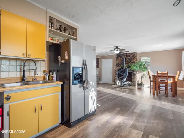 a view of a storage & utility room