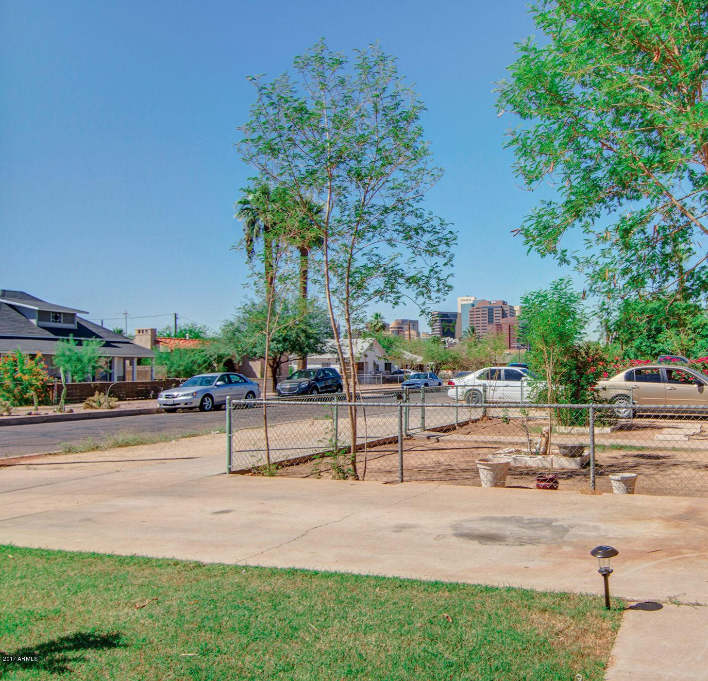 1122 East Fillmore Street Phoenix, AZ 85006 - Photo 42 of 43 Skyline View