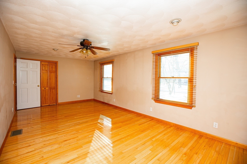 357 Tiffany Street Attleboro, MA 02703 - Photo 22 of 36