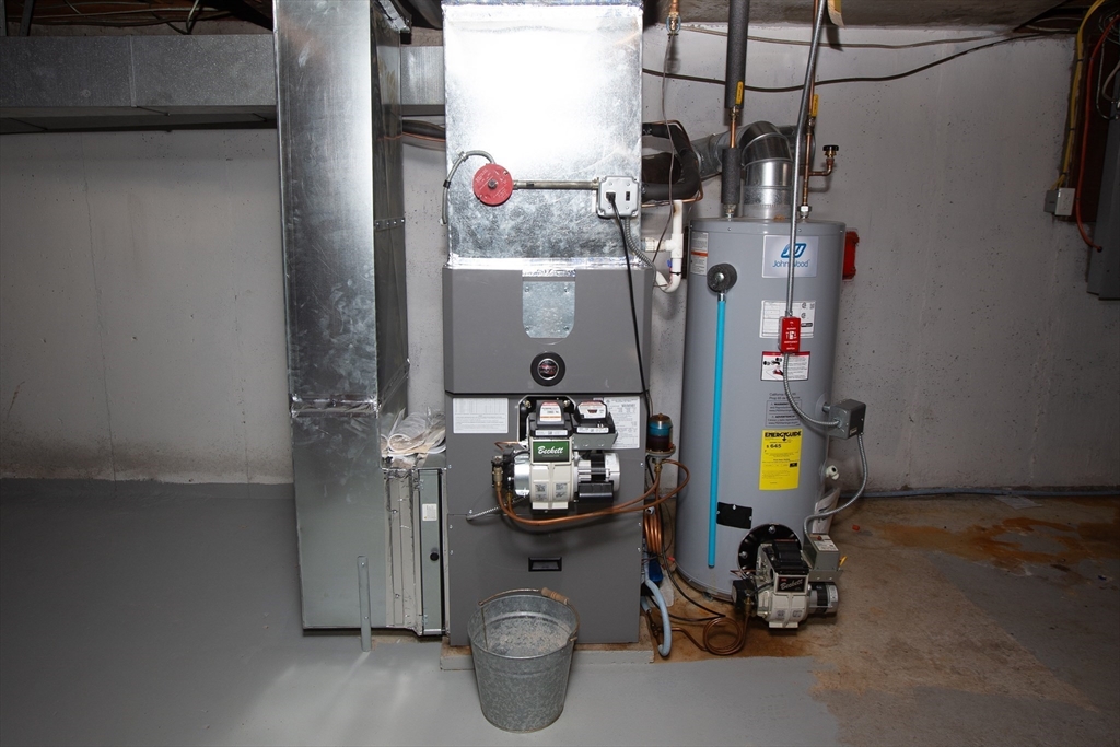 357 Tiffany Street Attleboro, MA 02703 - Photo 29 of 36