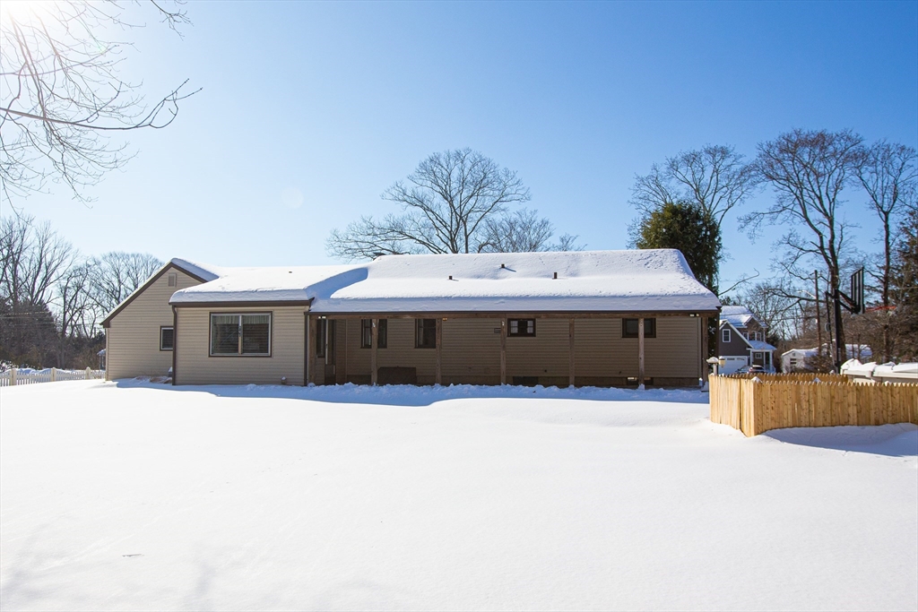 357 Tiffany Street Attleboro, MA 02703 - Photo 3 of 36