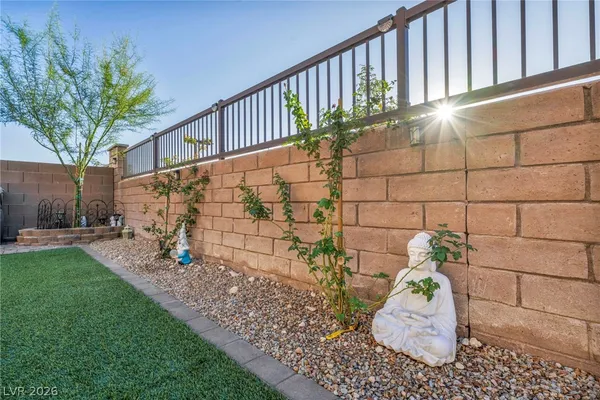 $597,000 | 7543 Marie Brook Lane, North Las Vegas, NV 89084