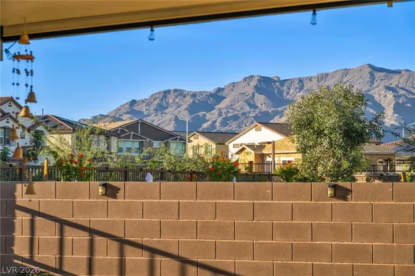$597,000 | 7543 Marie Brook Lane, North Las Vegas, NV 89084