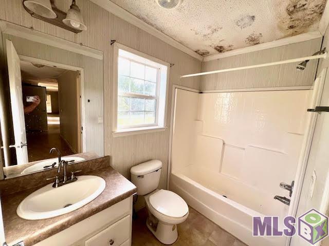 119 Benoit Crossing Street Schriever, LA 70395 - Photo 11 of 20 Bathroom