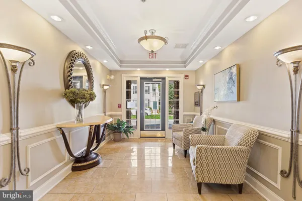 $2,850 | 1002 Elmcroft Boulevard, Unit 203, Rockville, MD 20850
