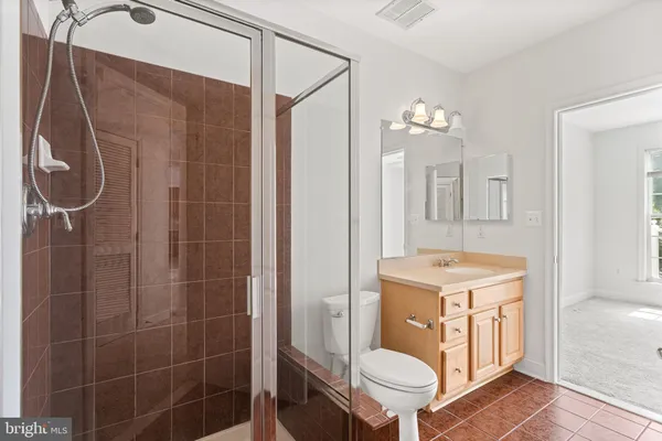 $2,850 | 1002 Elmcroft Boulevard, Unit 203, Rockville, MD 20850