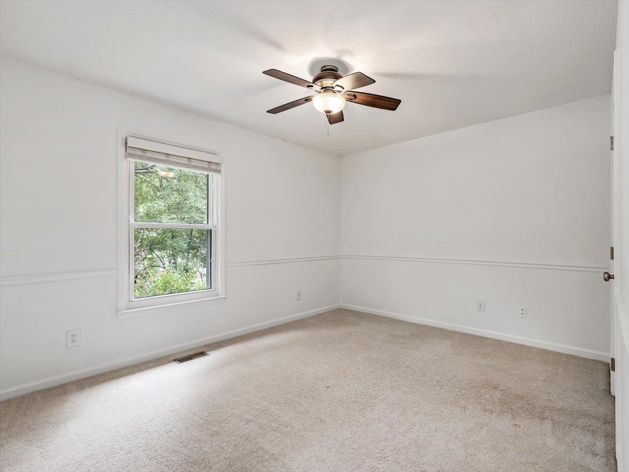 121 Rosehaven Drive Raleigh, NC 27609 - Photo 20 of 35 Photo 20