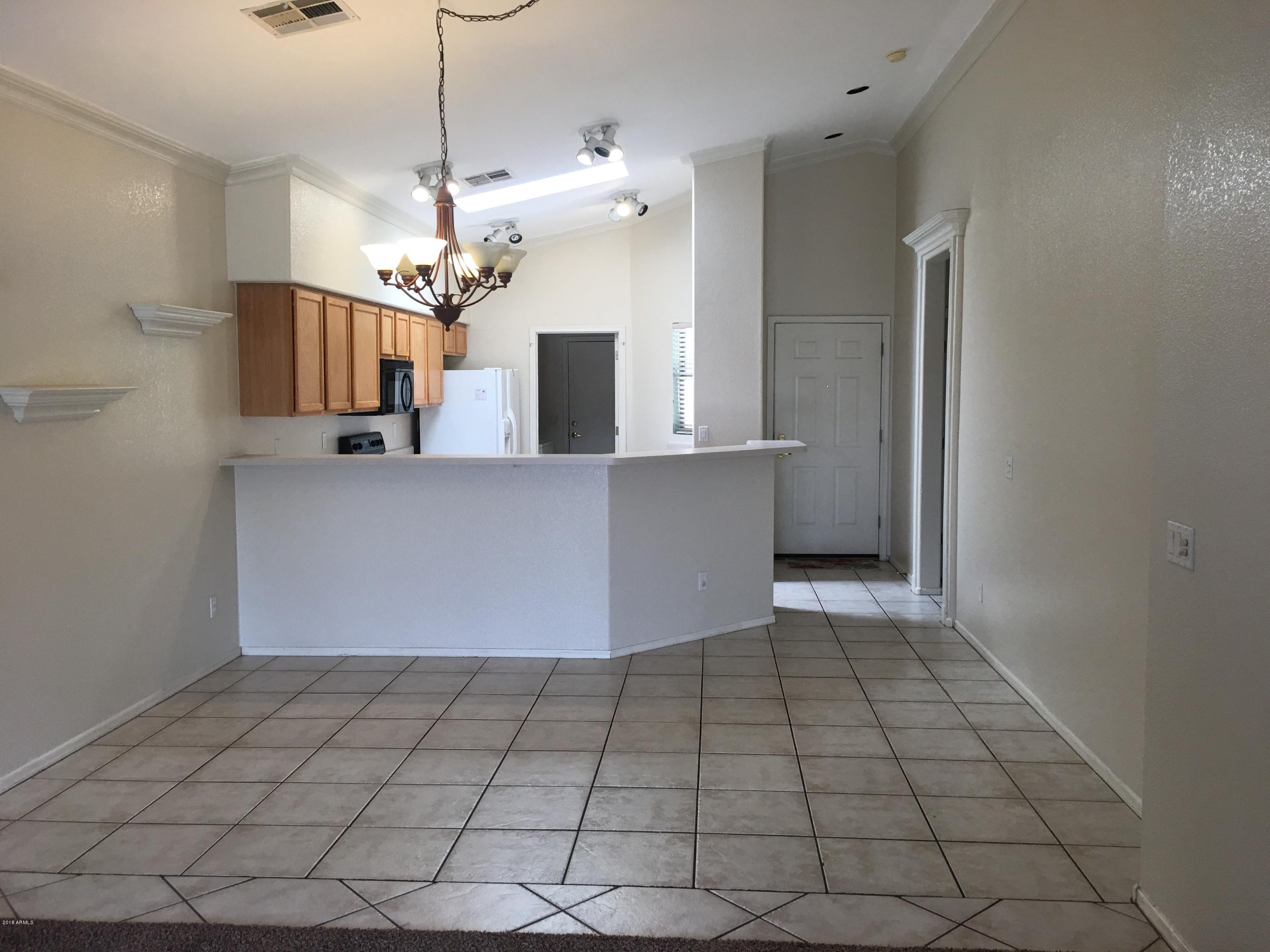 590 West Colt Road Chandler, AZ 85225 - Photo 4 of 19 Kitchen