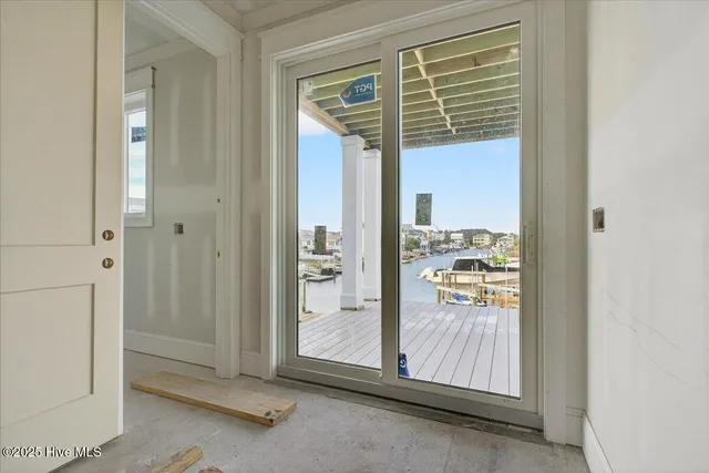 $2,195,000 | 458 Ocean Boulevard West, Holden Beach, NC 28462