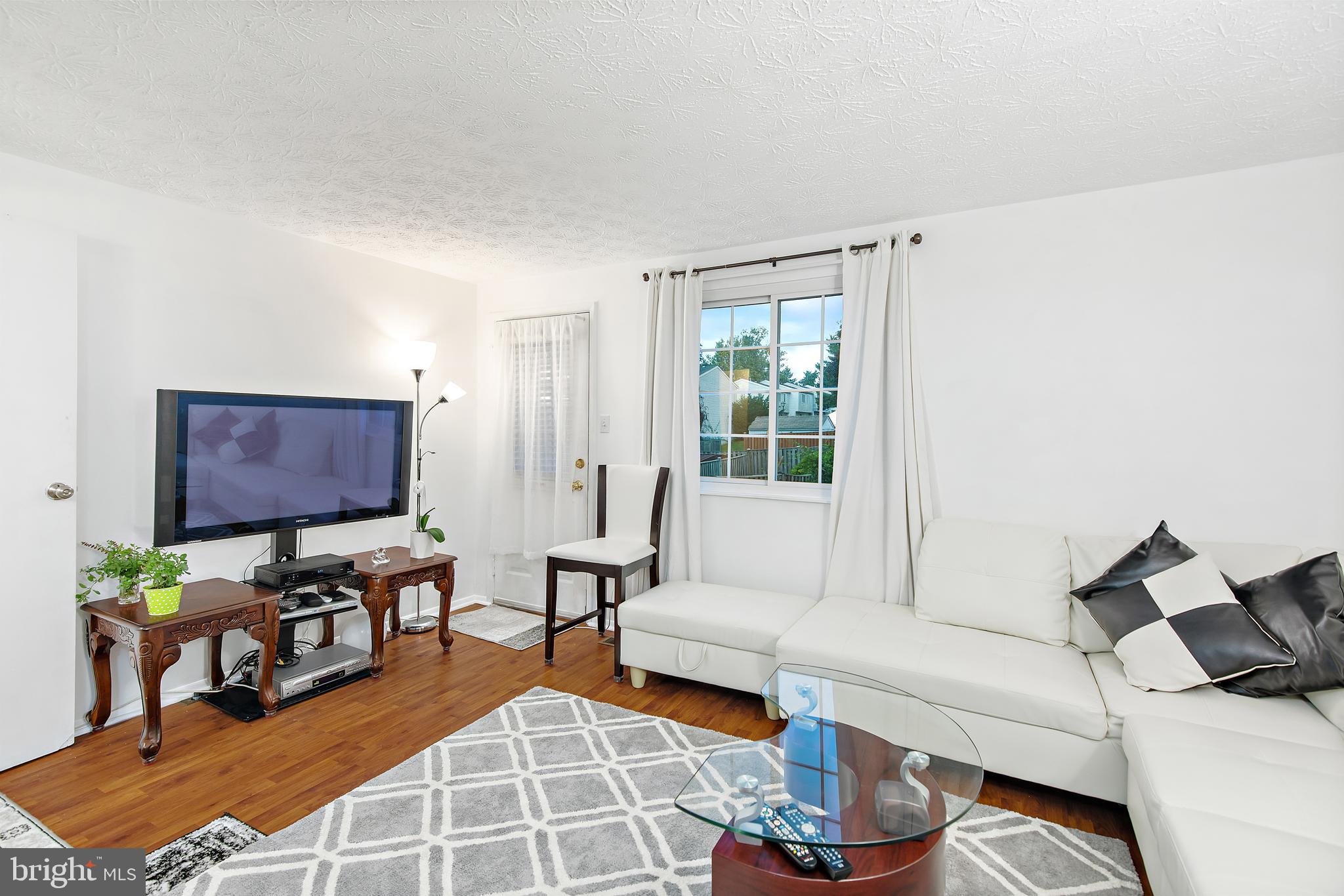 1422 Farmcrest Way Silver Spring, MD 20905 - Photo 16 of 39 Gallery Image 16
