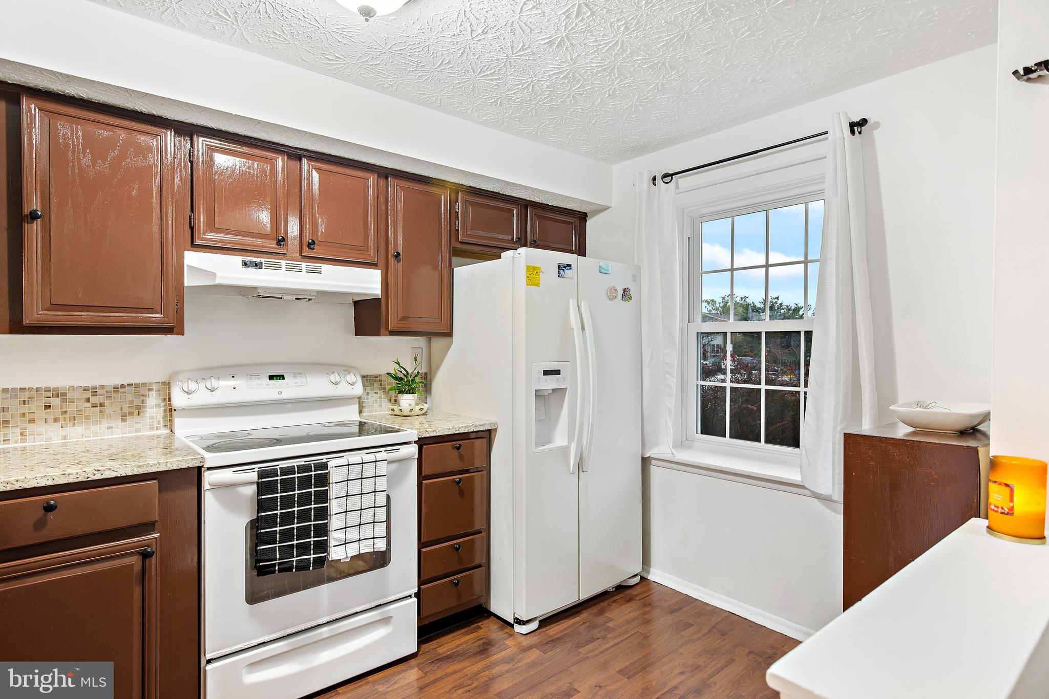1422 Farmcrest Way Silver Spring, MD 20905 - Photo 7 of 39 Gallery Image 7