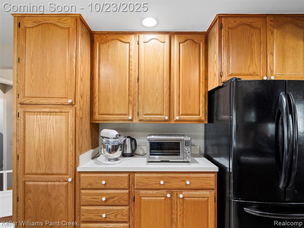 2152 Avoncrest Drive Rochester Hills, MI 48309 - Photo 11 of 42