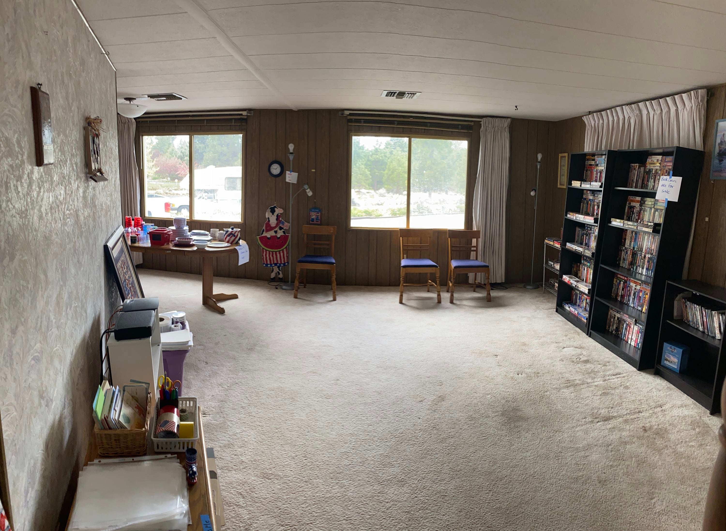 19553 Apache Road Bend, OR 97702 - Photo 15 of 18 Living Room