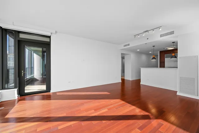 $4,500 | 60 East Monroe Street, Unit 3404, Chicago, IL 60603