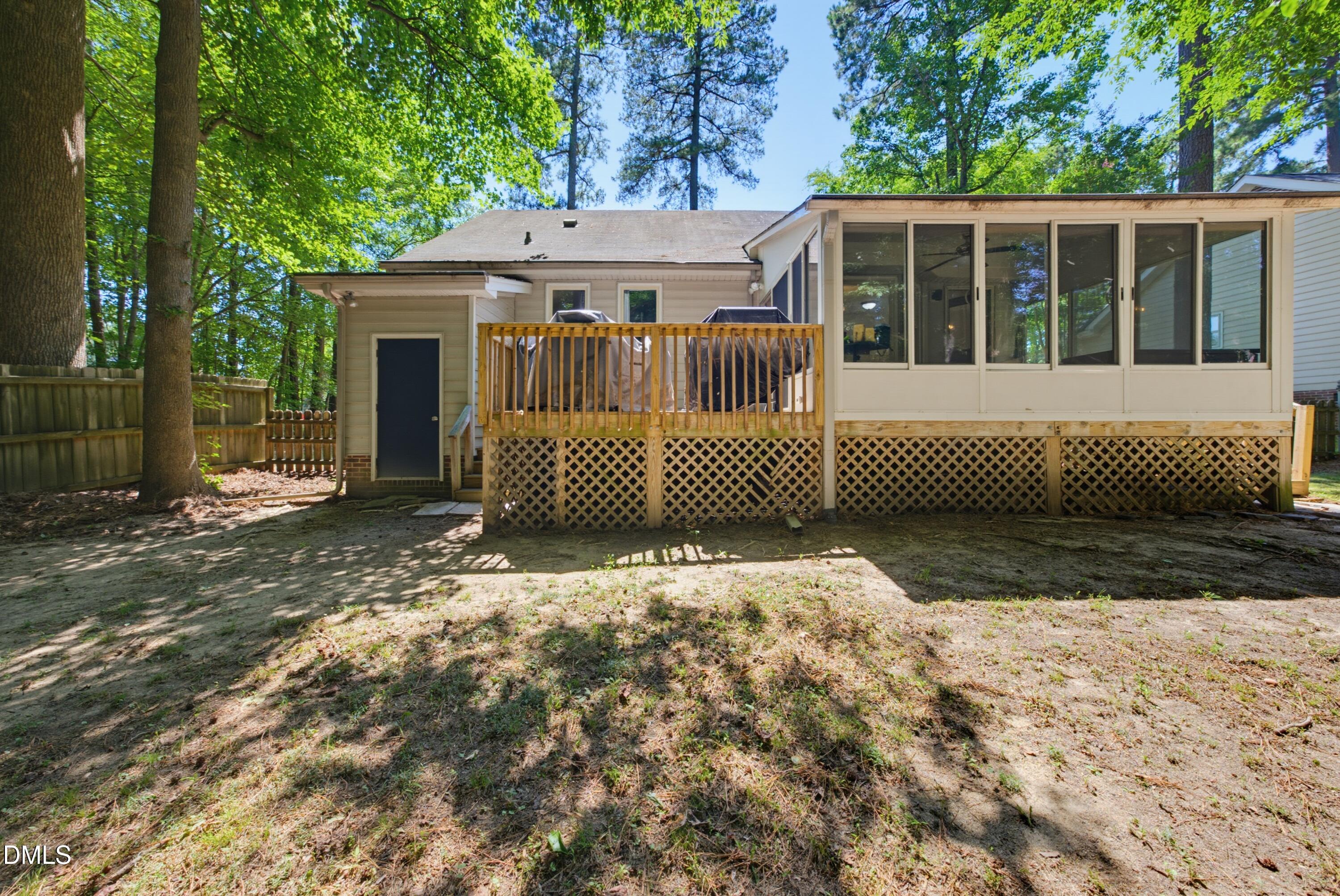 3500 Castlegate Drive Raleigh, NC 27616 - Photo 25 of 31 DSC01658