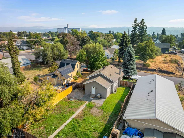 $292,000 | 1807 East Boone Avenue, Spokane, WA 99202