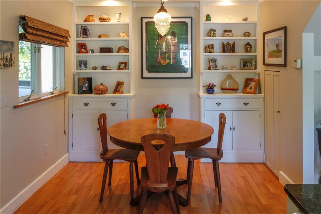 8 Pierce Street, Unit A Belfast, ME 04915 - Photo 16 of 34 Dining area with lighted built-ins...