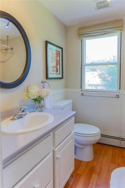 8 Pierce Street, Unit A Belfast, ME 04915 - Photo 21 of 34 Downstairs full bath