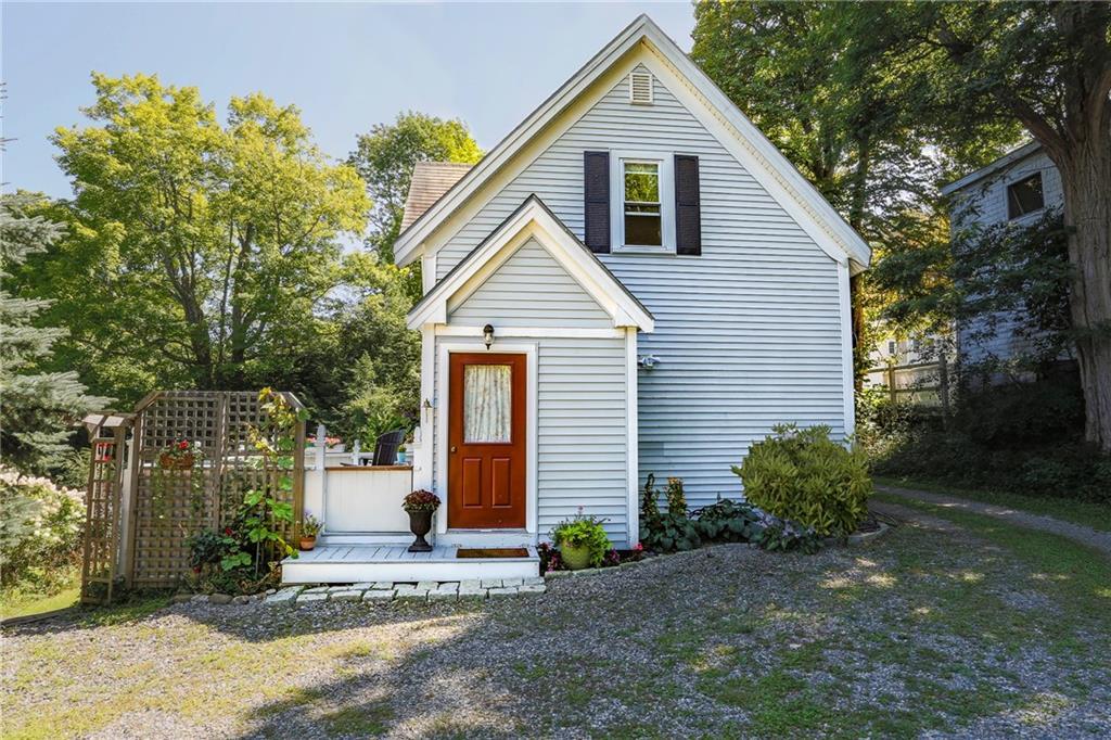 8 Pierce Street, Unit A Belfast, ME 04915 - Photo 33 of 34 Entry to this unit;at back of...