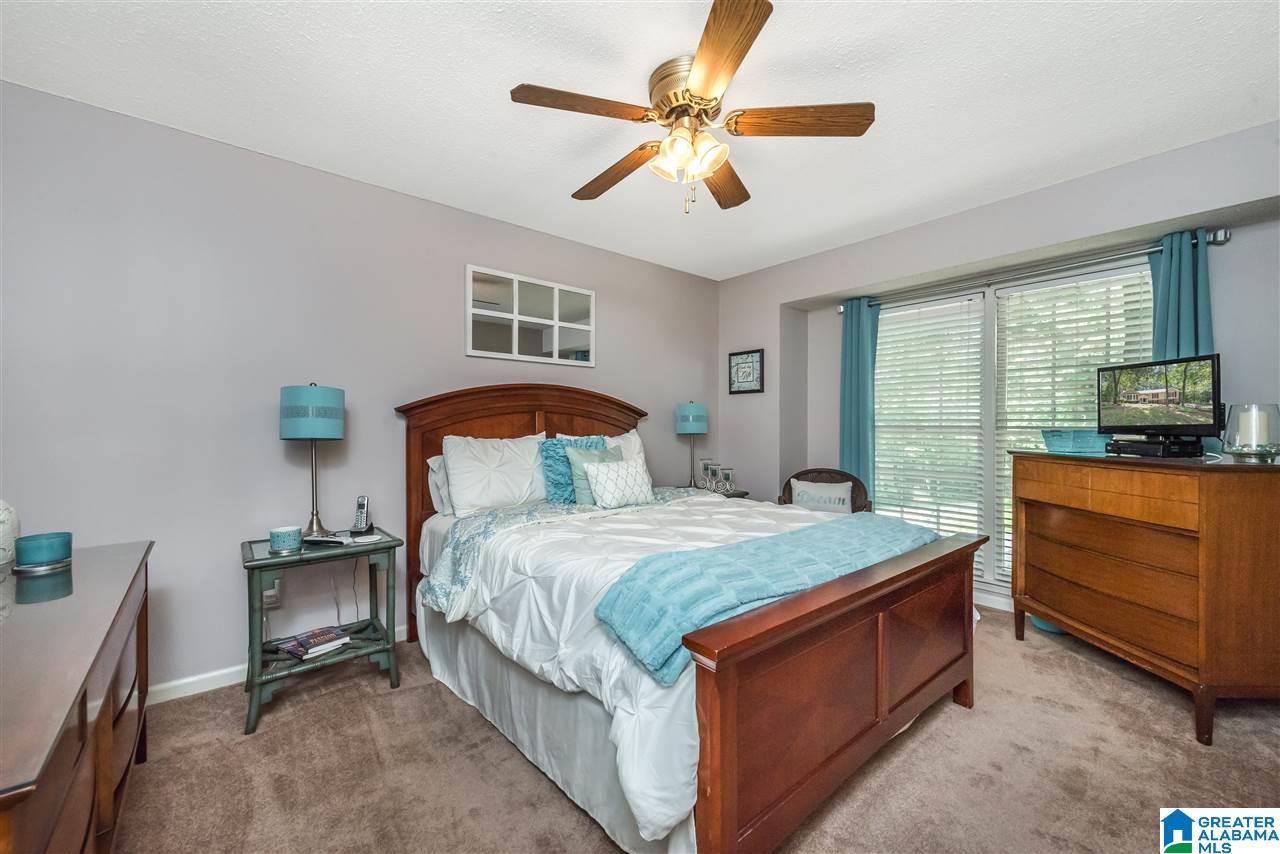 932 Independence Drive Alabaster, AL 35007 - Photo 15 of 24