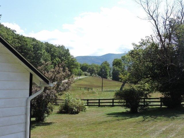 559 Lofton Road Raphine, VA 24472 - Photo 16 of 17 a view of a couches in a patio