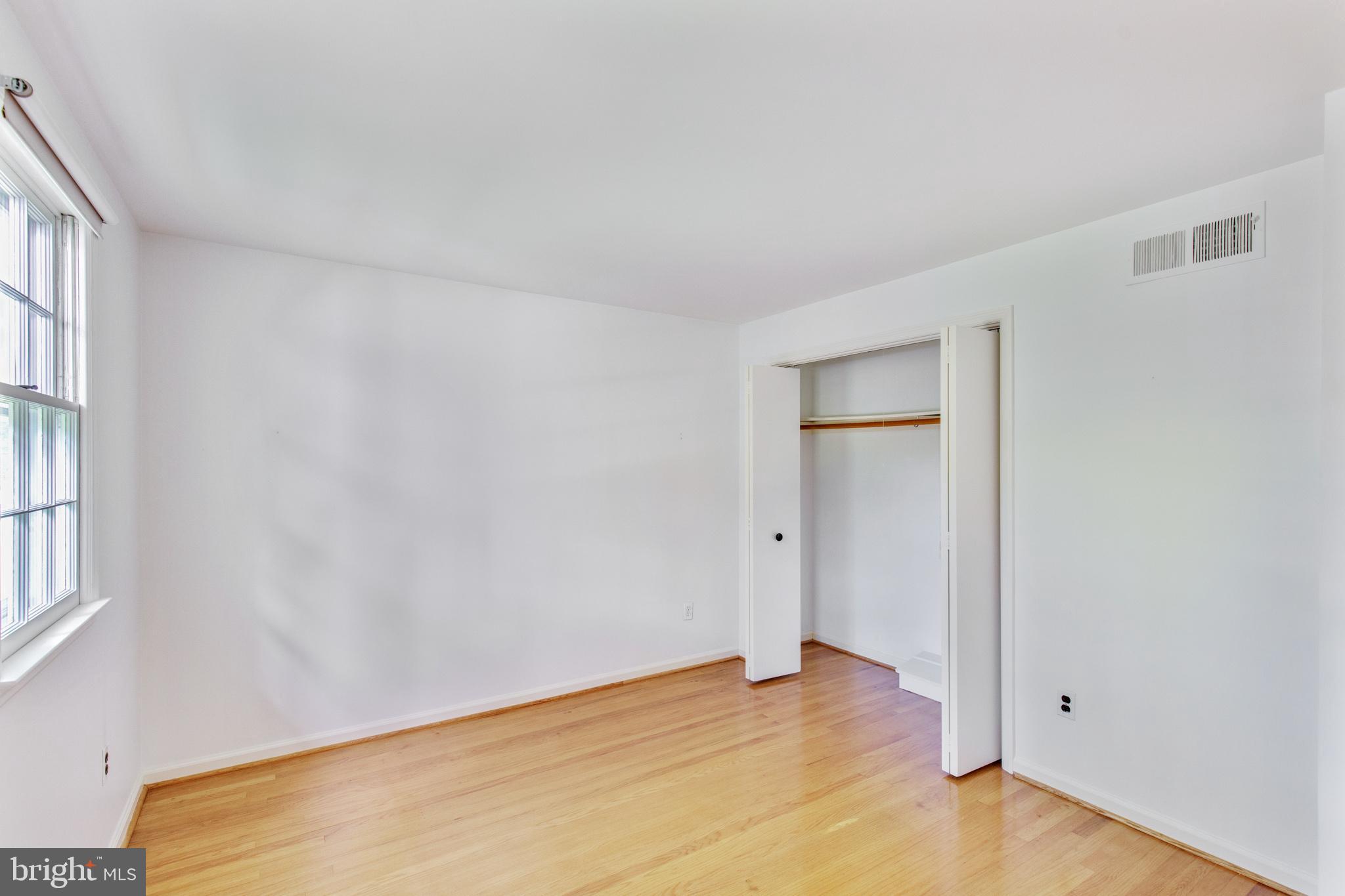 180 Forest Road Moorestown, NJ 08057 - Photo 27 of 30 Gallery Image 27