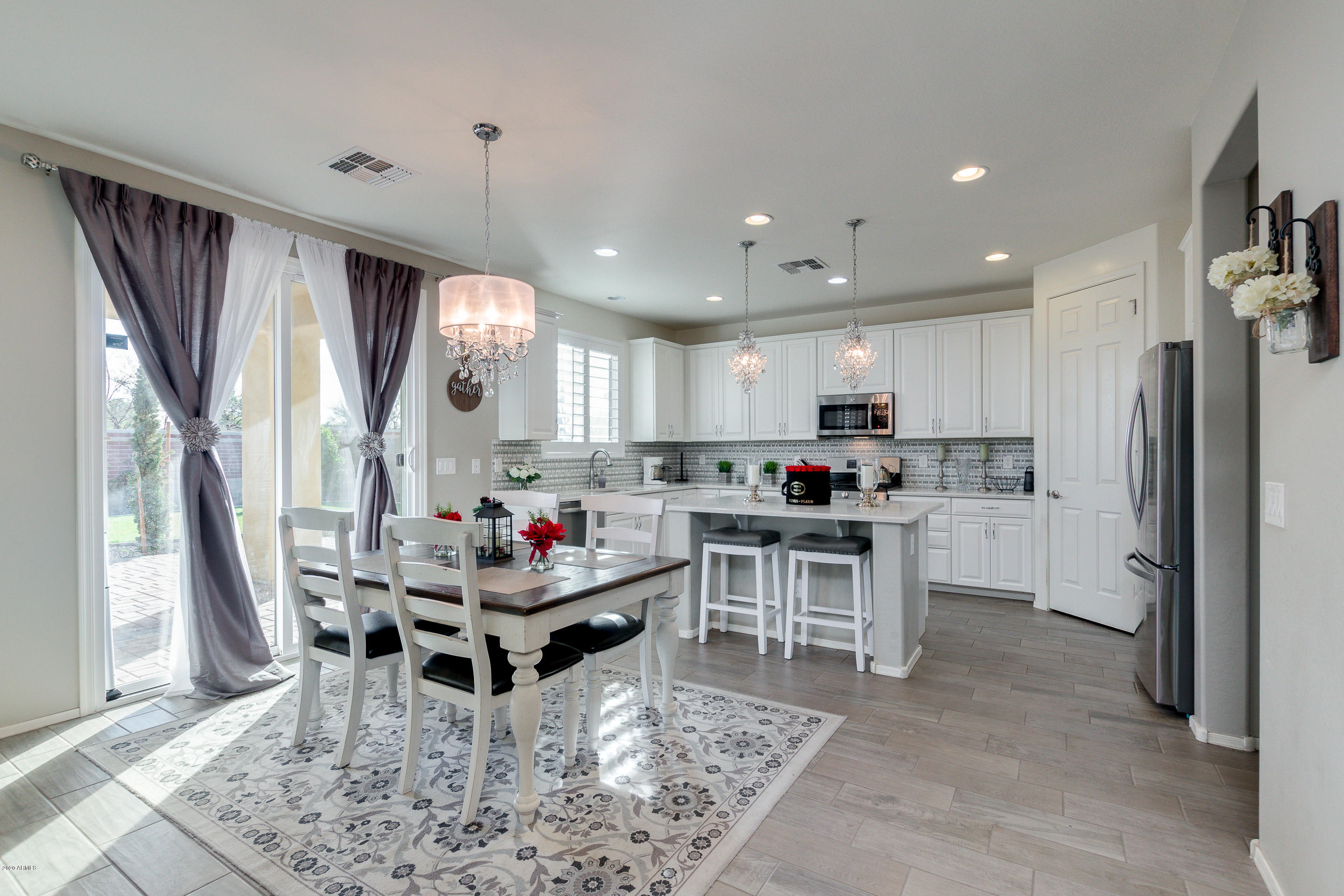15265 West Wethersfield Road Surprise, AZ 85379 - Photo 14 of 46 13-Wethersfield