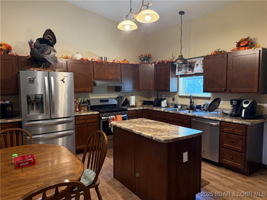 8960 White Tail Ridge Versailles, MO 65084 - Photo 9 of 25