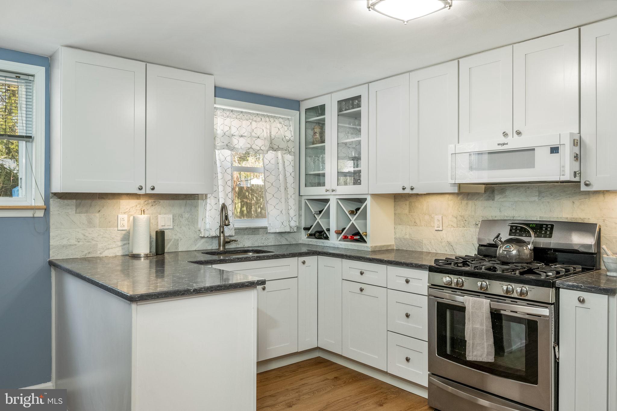 271 Southern Avenue Ambler, PA 19002 - Photo 3 of 24