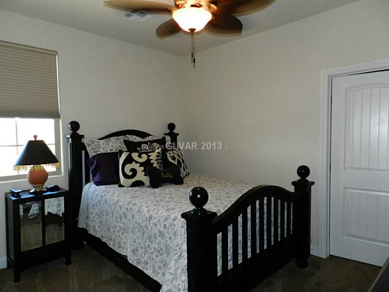 724 Fast Green Way Las Vegas, NV 89148 - Photo 10 of 23 Bedroom.
