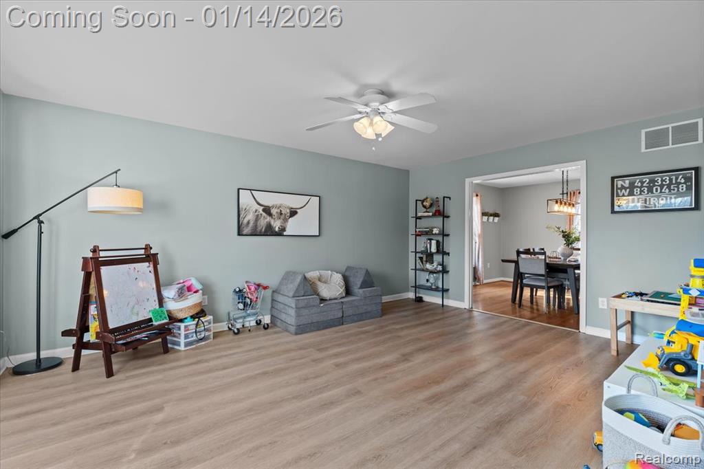 18320 Walnut Lane Gregory, MI 48137 - Photo 7 of 55