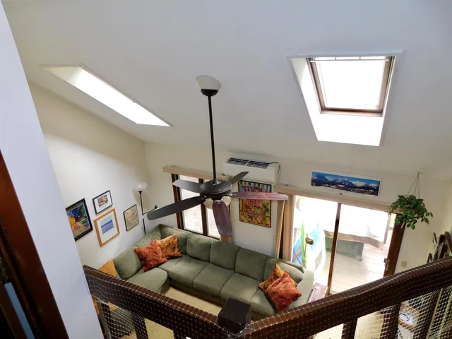 $2,100 | 43 Old Beach Circle, Unit A43, Grantham, NH 03753