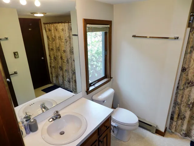 $2,100 | 43 Old Beach Circle, Unit A43, Grantham, NH 03753