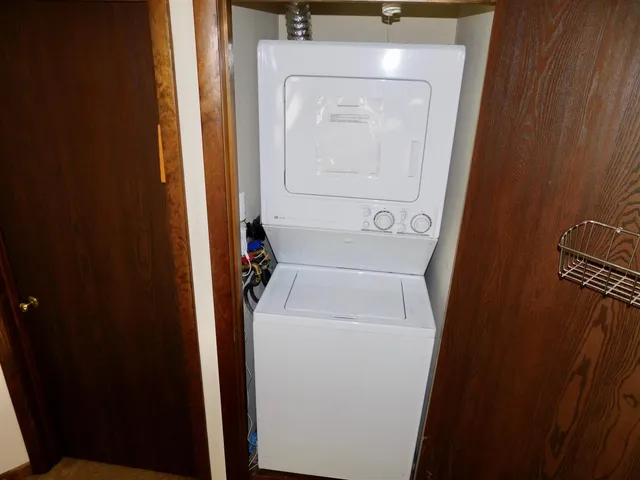 $2,100 | 43 Old Beach Circle, Unit A43, Grantham, NH 03753