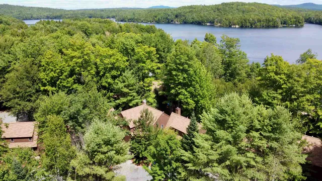 $2,100 | 43 Old Beach Circle, Unit A43, Grantham, NH 03753