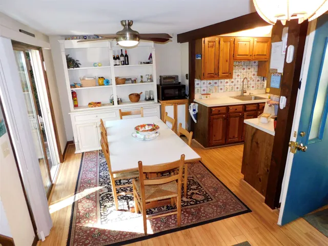 $2,100 | 43 Old Beach Circle, Unit A43, Grantham, NH 03753