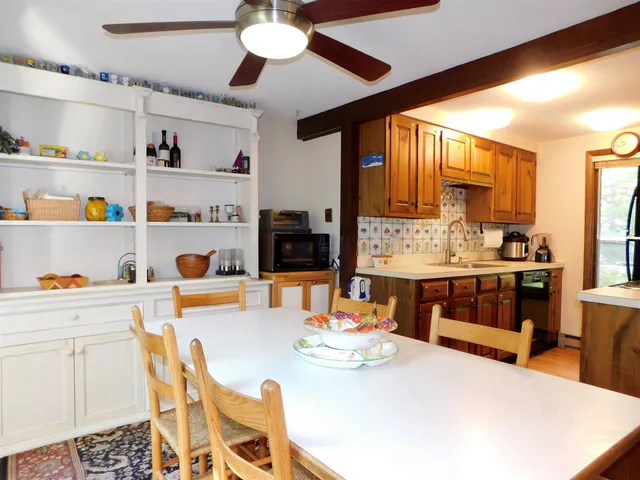 $2,100 | 43 Old Beach Circle, Unit A43, Grantham, NH 03753