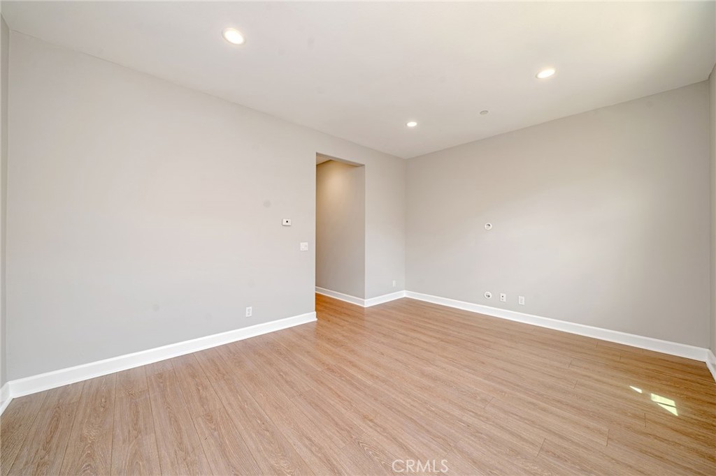 5829 Spring Street Buena Park, CA 90621 - Photo 20 of 34 3rd floor - Master Bedroom