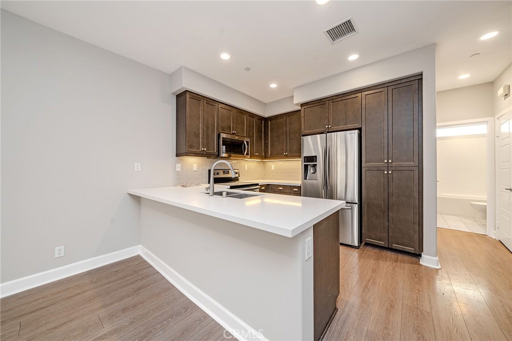 5829 Spring Street Buena Park, CA 90621 - Photo 7 of 34 kitchen